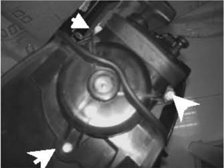 Emergency start cable - removing fuel tank bolts