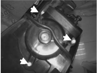 Lifting starter and removing choke cable